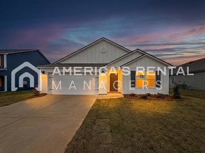 11623 McCord Ln in Moundville, AL - Building Photo - Building Photo