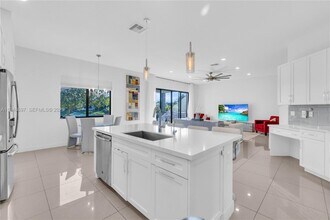 10890 Shore St in Parkland, FL - Building Photo - Building Photo