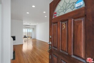 1125 16th St in Santa Monica, CA - Building Photo