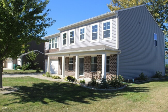 2244 McGregor Ct in Avon, IN - Building Photo - Building Photo