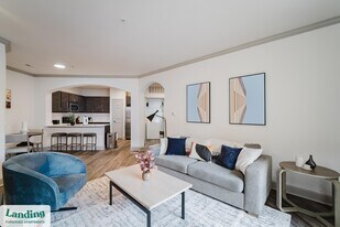 3010 Eden Ave in Cincinnati, OH - Building Photo