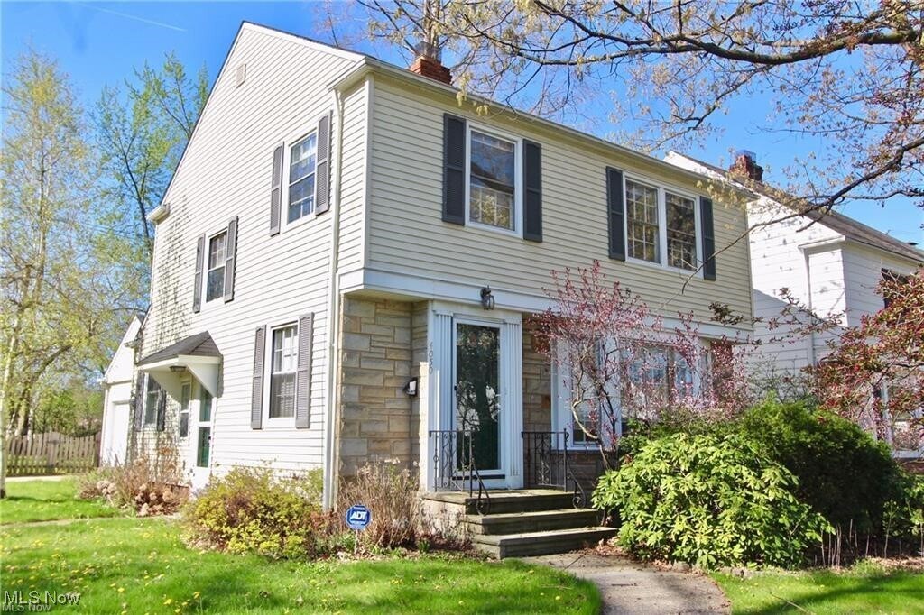 4050 Silsby Rd in University Heights, OH - Building Photo