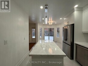 49 Melville St in Richmond Hill, ON - Building Photo - Building Photo