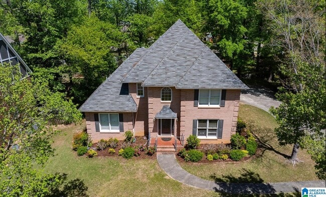 property at 3405 Danner Cir