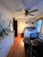 40 Electric Ave, Unit 1 in Somerville, MA - Foto de edificio - Building Photo