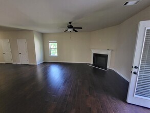5716 Westin Cir in Flowery Branch, GA - Building Photo - Building Photo