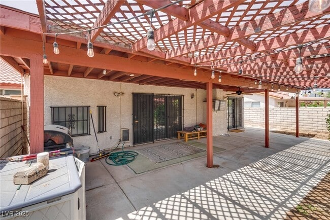 property at 5242 Dickens Dr