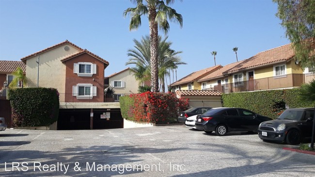 729 S Knott Ave in Anaheim, CA - Building Photo - Building Photo