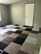 124 Meadow Ln in Dover, TN - Foto de edificio - Building Photo