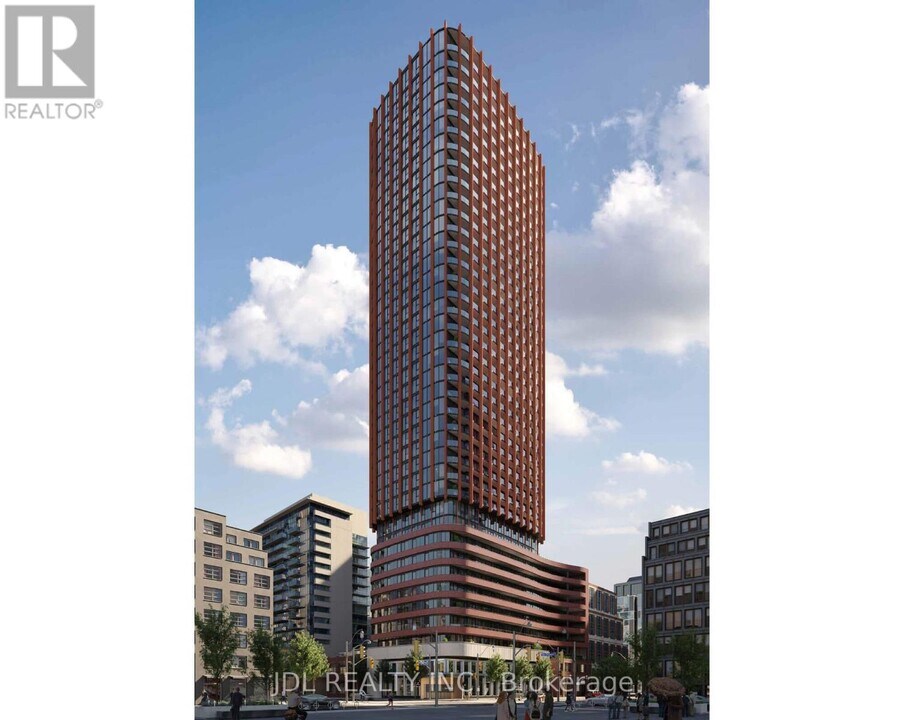 180 Front St E in Toronto, ON - Building Photo