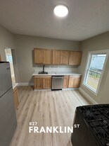 827 Franklin St in Hamilton, OH - Building Photo