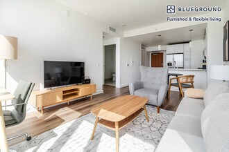 399 Fremont St in San Francisco, CA - Building Photo - Building Photo