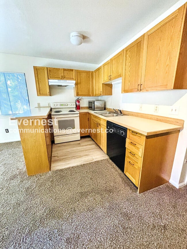 1812 17th St in Boulder, CO - Building Photo - Building Photo