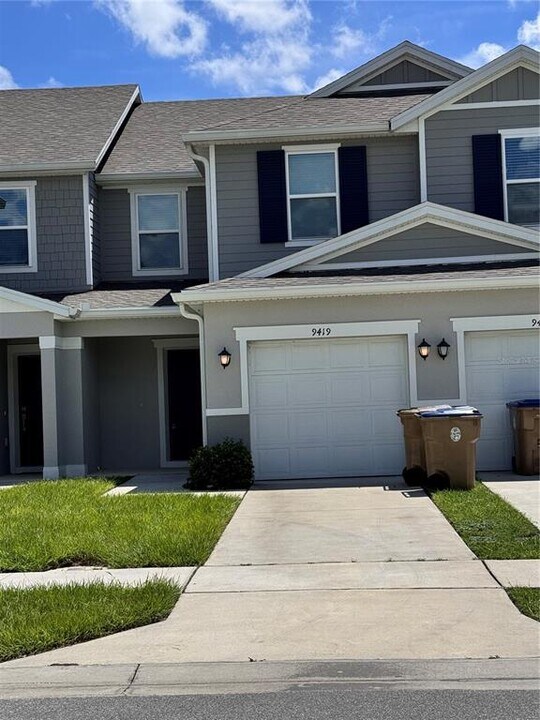 9419 Westside Hls Dr in Davenport, FL - Building Photo