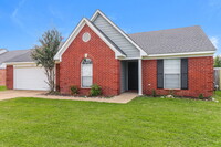 8219 Martin Dr in Southaven, MS - Foto de edificio - Building Photo