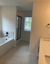 4615 W Tofino Dr in Fayetteville, AR - Building Photo - Building Photo