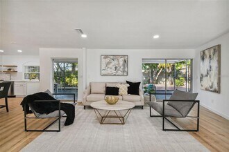 1949 Dolphin Blvd S in St. Petersburg, FL - Building Photo - Building Photo