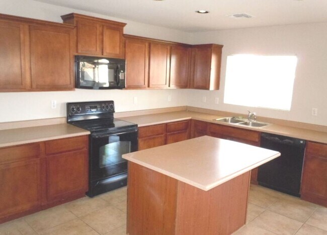 4662 E Pinto Valley Rd in San Tan Valley, AZ - Building Photo - Building Photo