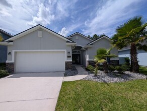 1456 Autumn Pines Drive in Orange Park, FL - Building Photo - Building Photo