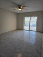 304 Maguey Dr in Laredo, TX - Foto de edificio - Building Photo