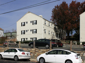 Cameron Street Apartments in Arlington, VA - Building Photo - Building Photo