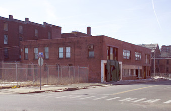 354-364 Dwight St in Holyoke, MA - Building Photo - Building Photo