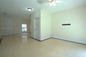 4100 NE 25th St in Homestead, FL - Building Photo - Building Photo