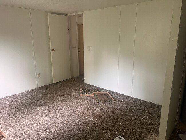 property at 7 Electric St