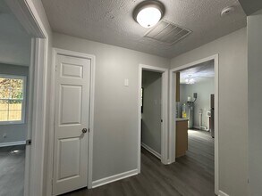 209 Gertrude St in Fayetteville, NC - Foto de edificio - Building Photo