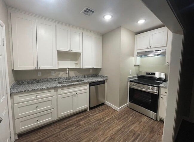 1117 I St NW in Miami, OK - Building Photo - Building Photo