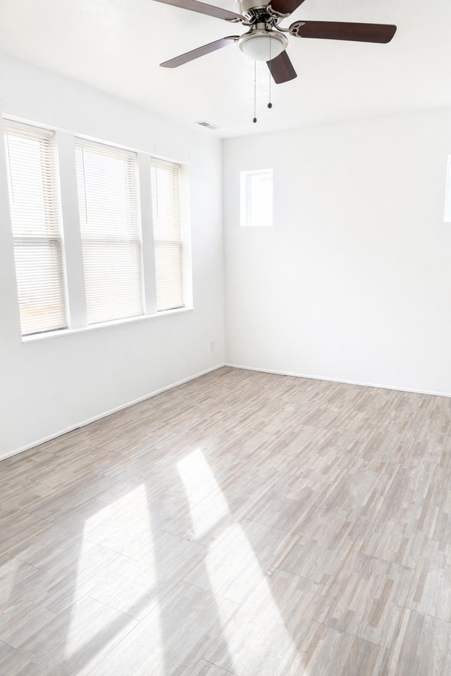 3927 N Taylor Ave in St. Louis, MO - Building Photo - Building Photo