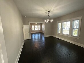 311 E Main St in Carterville, MO - Building Photo - Building Photo