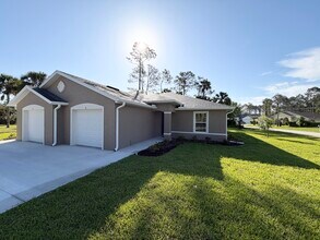 2 Whee Pl in Palm Coast, FL - Building Photo - Building Photo