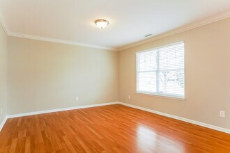 4104 Taylor Oaks Dr in Raleigh, NC - Building Photo - Building Photo