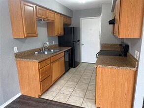 119 Peachtree Ct in Kennedale, TX - Building Photo - Building Photo