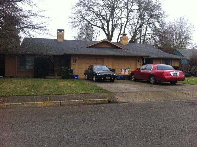 property at 2833-2843 Gilham Rd