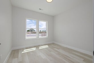 711 L St SW in Quincy, WA - Building Photo - Building Photo