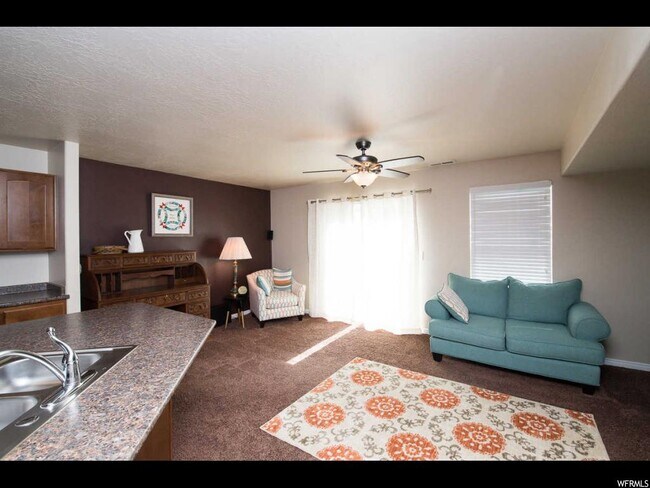 183 Carrick Dr in South Salt Lake, UT - Building Photo - Building Photo