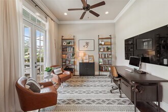 2215 Blue Duck Ln in Conroe, TX - Building Photo - Building Photo