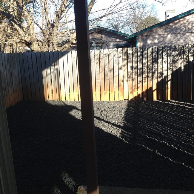 2480 Wilson Ave in Redding, CA - Building Photo - Building Photo