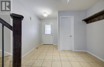 395 Champlain Ave in Woodstock, ON - Building Photo - Building Photo