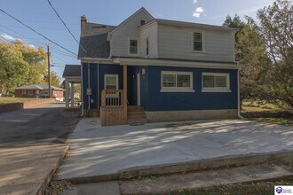 307 Central Ave in Vine Grove, KY - Building Photo - Building Photo