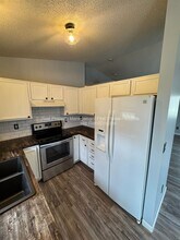 10802 W Carr Ave in Wichita, KS - Building Photo - Building Photo