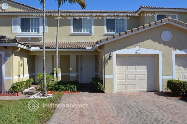 5902 Royal Way