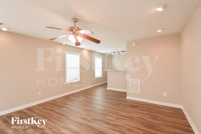 property at 100 Browning Trce