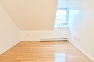 235 Northampton St, Unit 3 in Boston, MA - Building Photo - Building Photo