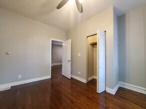 7632 S Drexel Ave in Chicago, IL - Foto de edificio - Building Photo