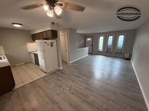 1712 Garden Dr in Columbia, MO - Building Photo - Building Photo