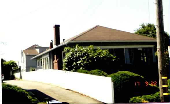 4004 Coolidge Ave in Oakland, CA - Foto de edificio - Building Photo