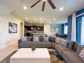 2463 Tangier Dr in Kissimmee, FL - Building Photo - Building Photo